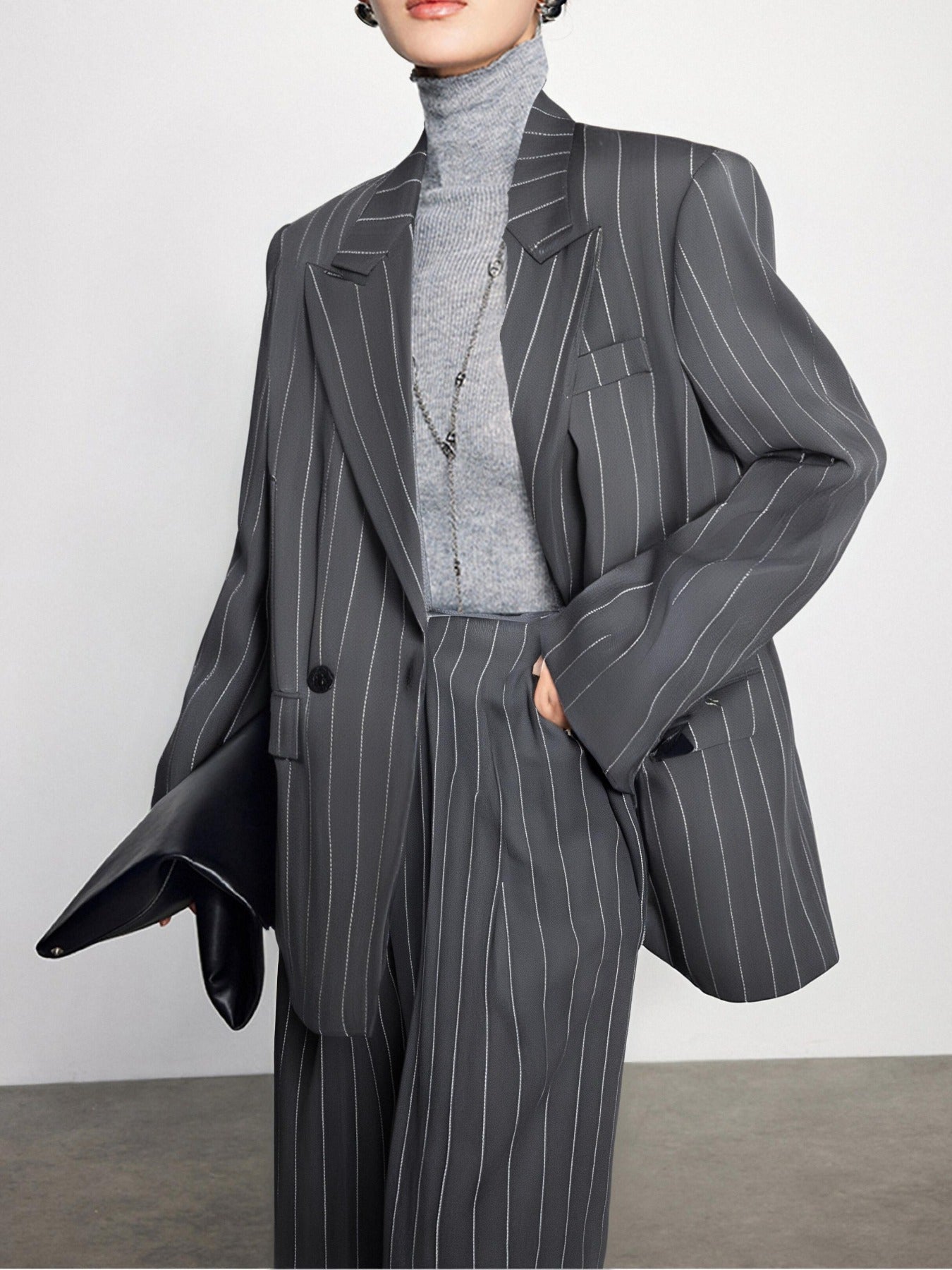 Spring-Summer New Women'S Suit Set with a Turned- Collar And Thin Stripes, Featuring a Double-Breasted Design for The Blazer And Wide-Leg Pants. It exudes a Professional And Elegant Look, Perfect for Office Commute, Business Events, And Formal Gatherings.