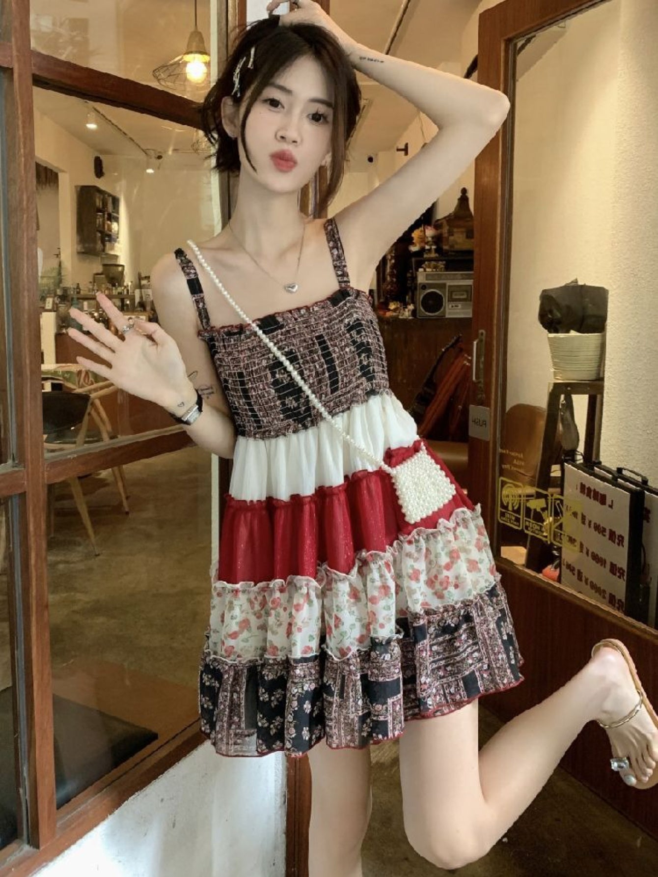 Women's Elegant Sleeveless Mini Dress - flared A-Line Party, Office & Everyday Outfits - Non-Stretchy Formal & Casual Chic Outfits for Women, Cute Dress, Summer Fashion, Retro Floral Design, Sophisticated Craftsmanship, Lace Detailing, Fashion Lovers