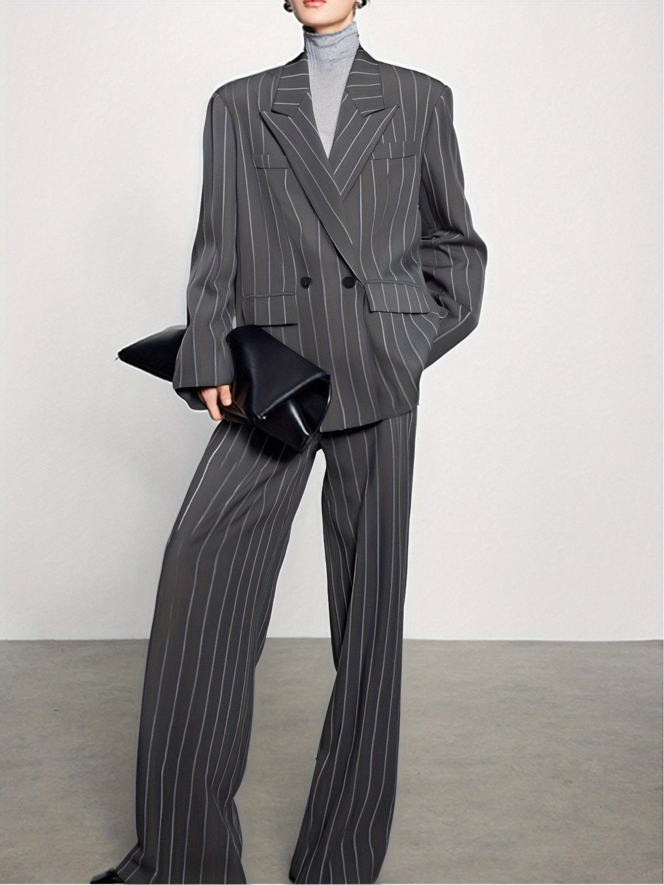Spring-Summer New Women'S Suit Set with a Turned- Collar And Thin Stripes, Featuring a Double-Breasted Design for The Blazer And Wide-Leg Pants. It exudes a Professional And Elegant Look, Perfect for Office Commute, Business Events, And Formal Gatherings.