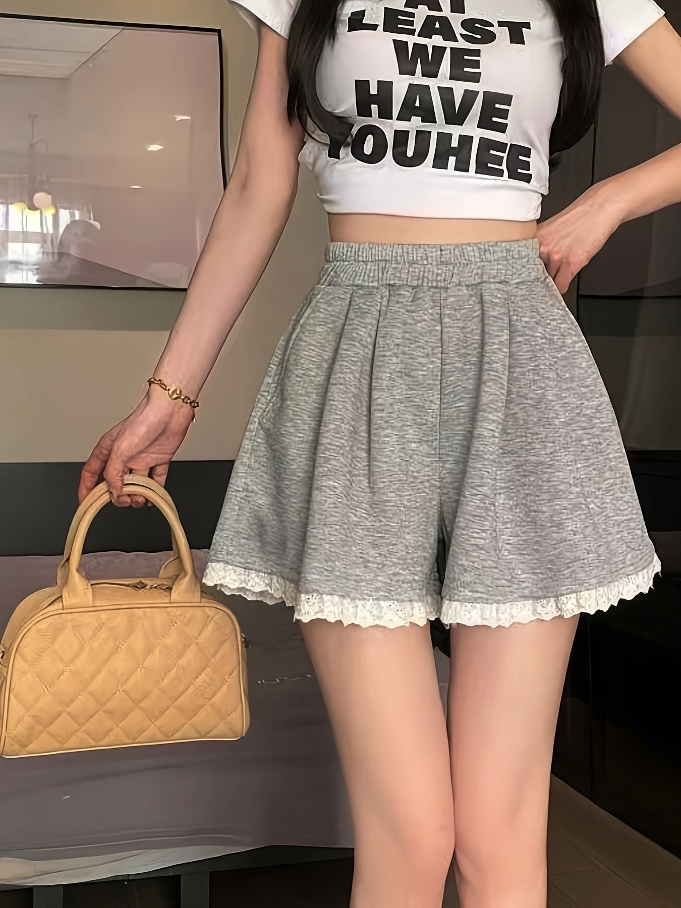 New Stylish Contrast Lace Trim Elastic Waist Loose Fit Wide-Leg Shorts for Women - Fashionable, Versatile, and Summer Casual y Style