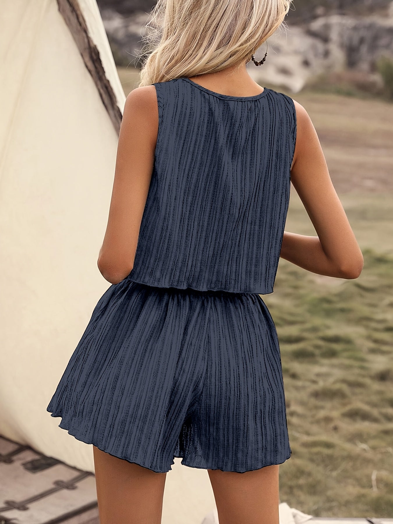 Women'S Sexy Pajama Set Featuring a Tank Top Made of Unique Fabric And Solid Color Shorts, Elegant And Comfortable for Home Wear.