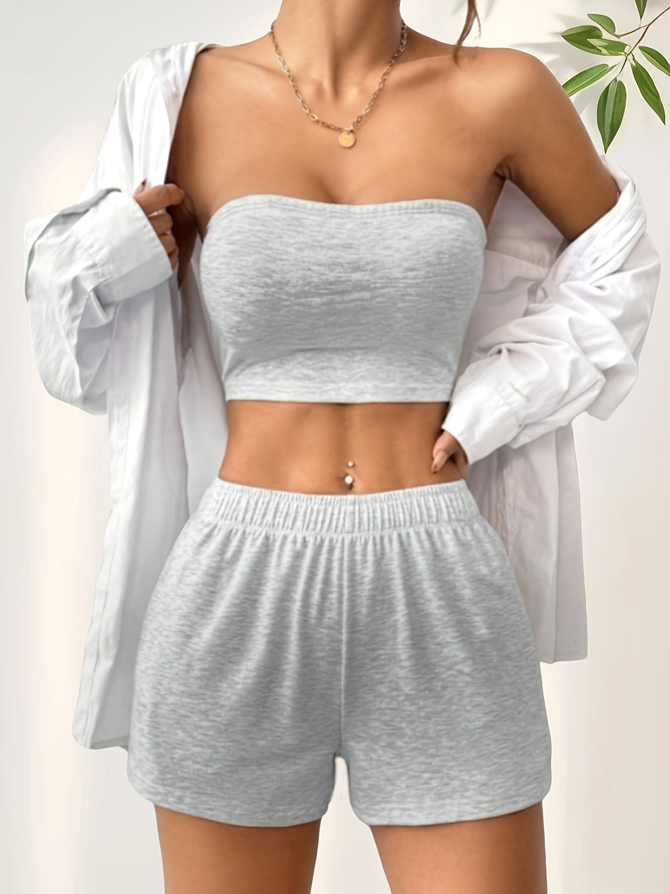 Women'S Solid Color Casual Two-Piece Summer Daily Strapless Crop Top and Shorts Set, Perfect for Outdoor