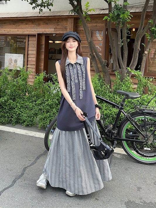 New Summer Loose Sleeveless Top with Retro Plaid Color-Blocking And Ruffled Collar, Paired with a Plaid Skirt for a Casual Two-Piece Set.