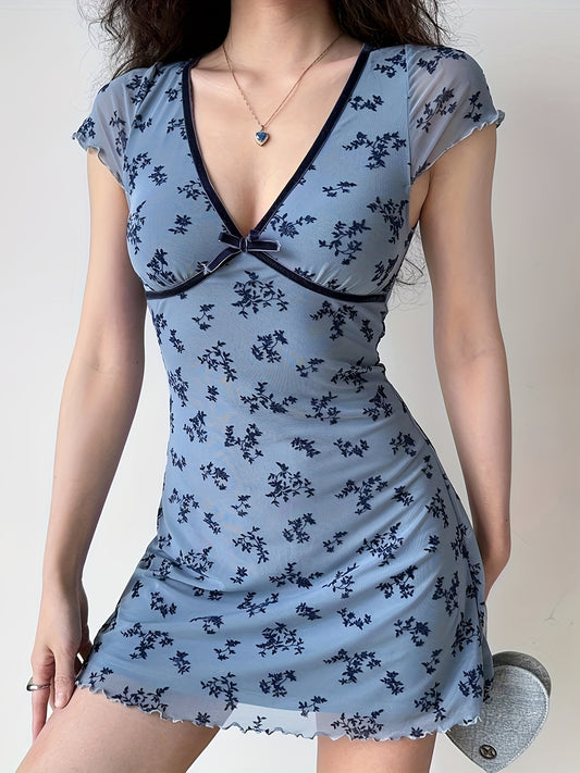 HG Directional French Elegant Retro Vacation Style Deep V-Neck Short Sleeved Printed Dress with Waist Cinching And Slimming Effect, Hip Hugging Short Skirt, Spicy Girl Style