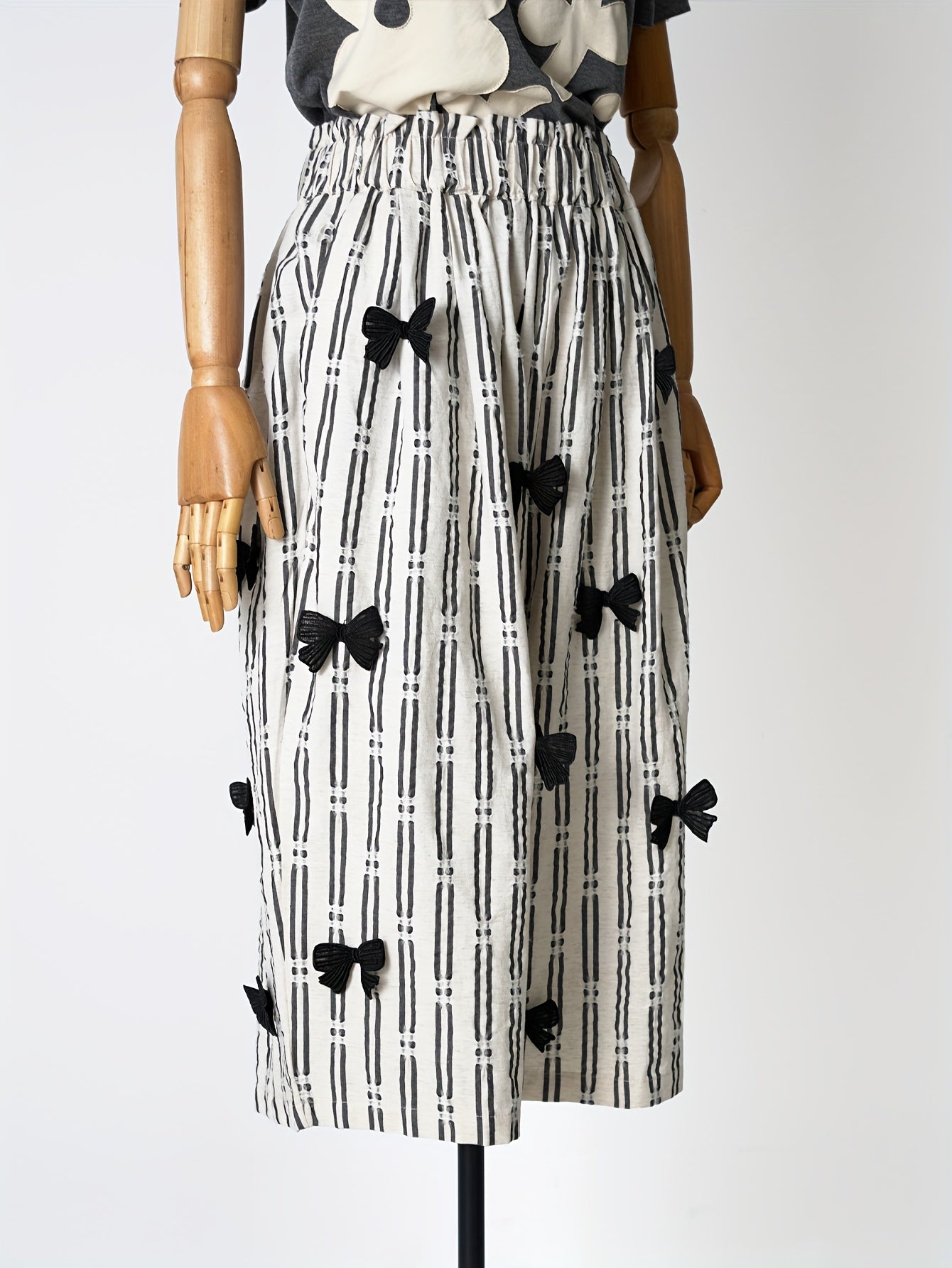Women'S Casual Summer Wide-Leg Linen Pants with Black Bow Details - Elastic Waist, Loose Fit, White & Black Striped Design, Perfect for Weekend Outings, Wide Leg Pants