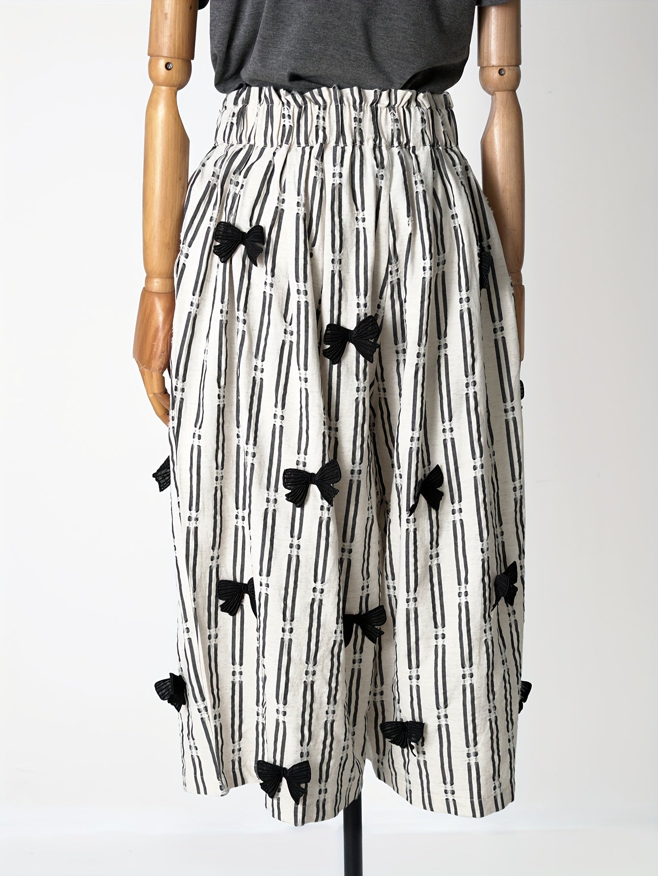 Women'S Casual Summer Wide-Leg Linen Pants with Black Bow Details - Elastic Waist, Loose Fit, White & Black Striped Design, Perfect for Weekend Outings, Wide Leg Pants