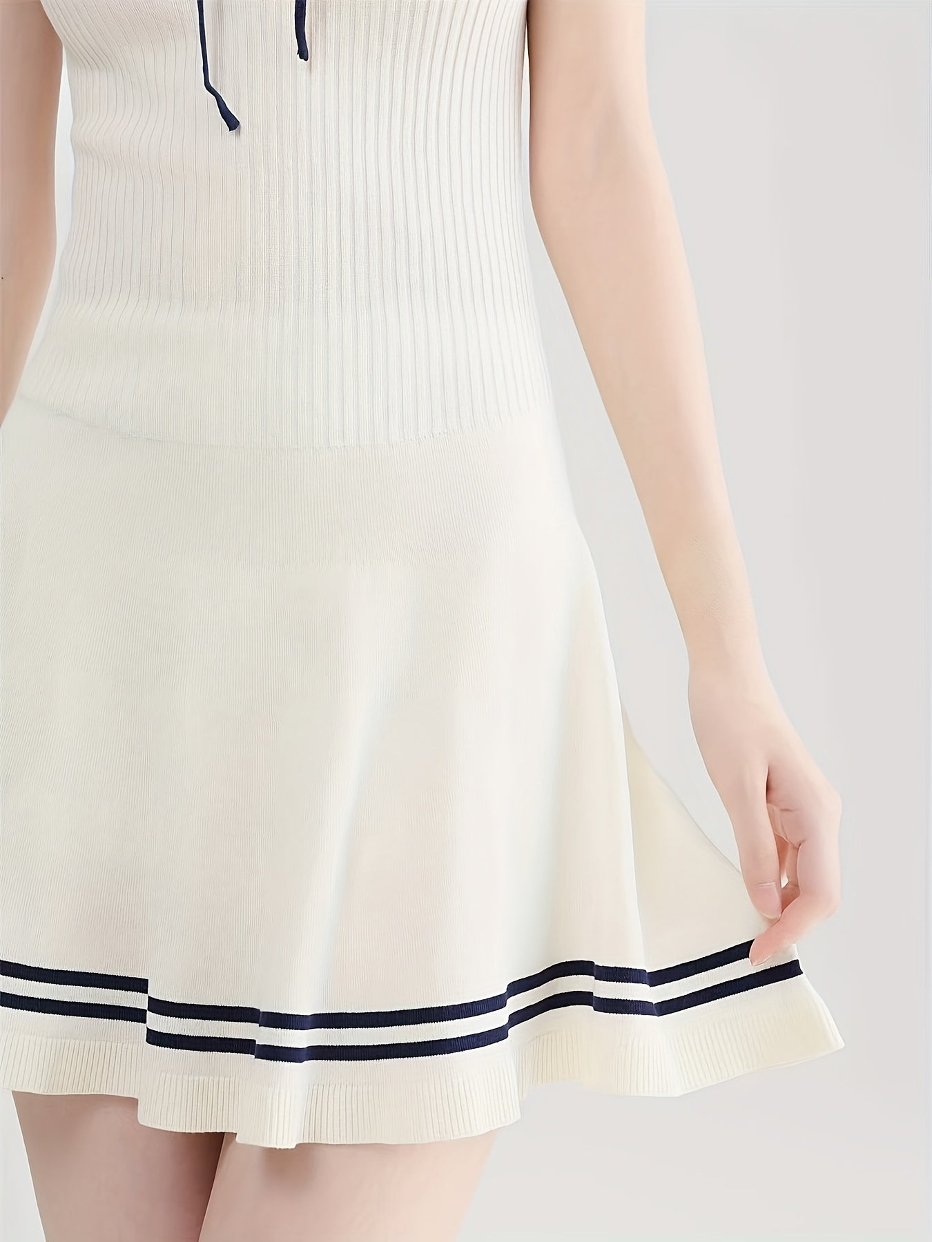New summer style Women's dress in a pure, soft and preppy style. It has a sweet cinched waist, is versatile, exudes an elegant and slender look with a high - end feel, a short skirt.
