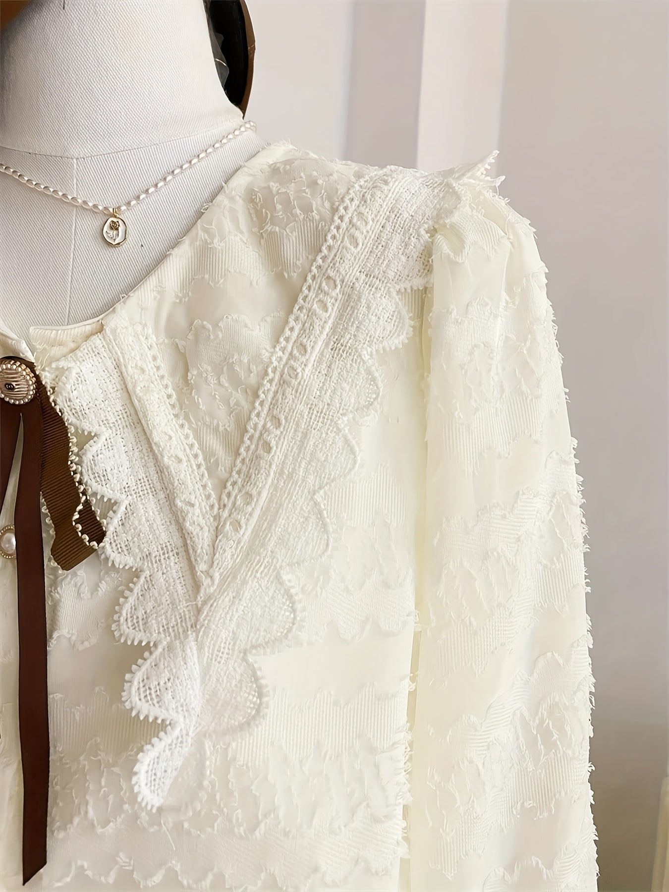 Women's Blouse - Elegant Long Sleeve Shirt with Turn- Collar, Non-See-Through Structured Blouse for Office, Formal Events, Everyday Outfits - Machine Washable Women's Tops, Casual Chic Top, Lace Detailed Clothing